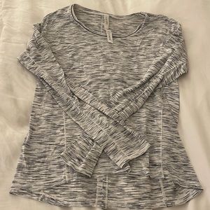 Lululemon long sleeve shirt